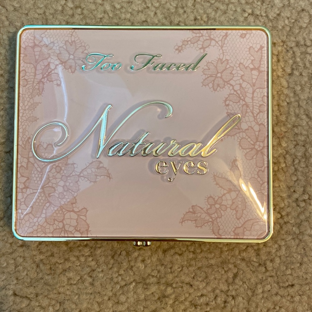 too faced palette